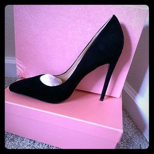 Black suede heels